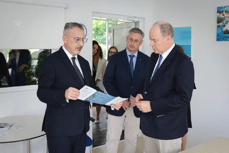 Le Prince en visite au centre d’addictologie