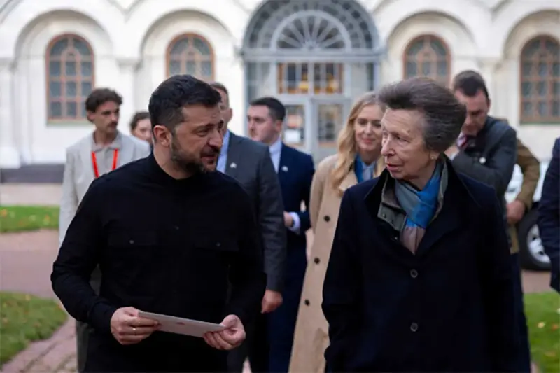 La Princesse Anne à Kiev pour soutenir les enfants ukrainiens