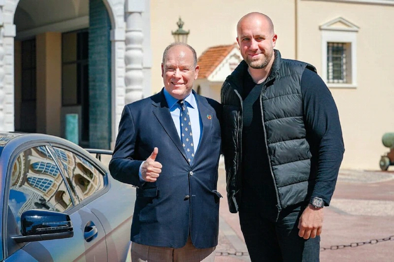 Rectificatif horloger au Palais : Rolex, erreur sur le donateur